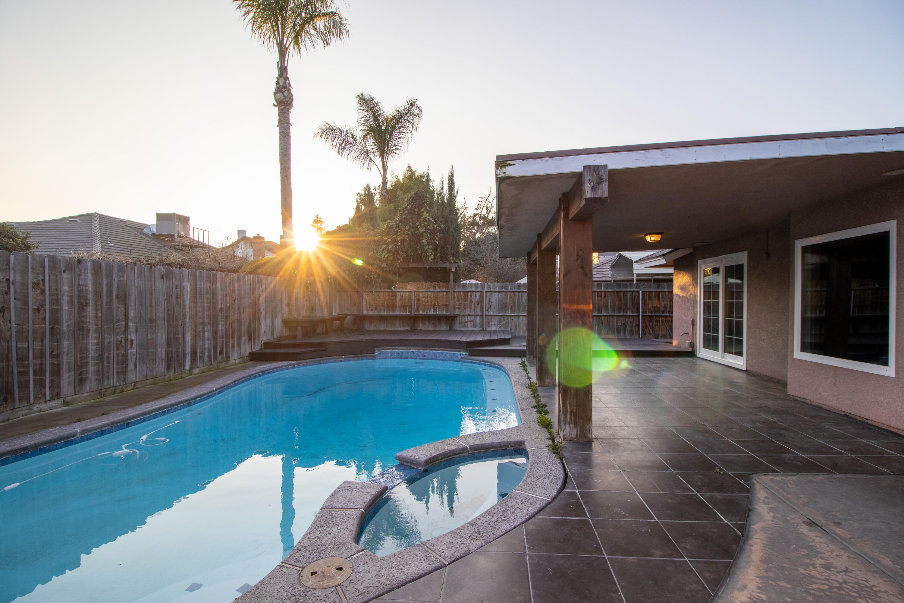 1455 W La Vida Lane
