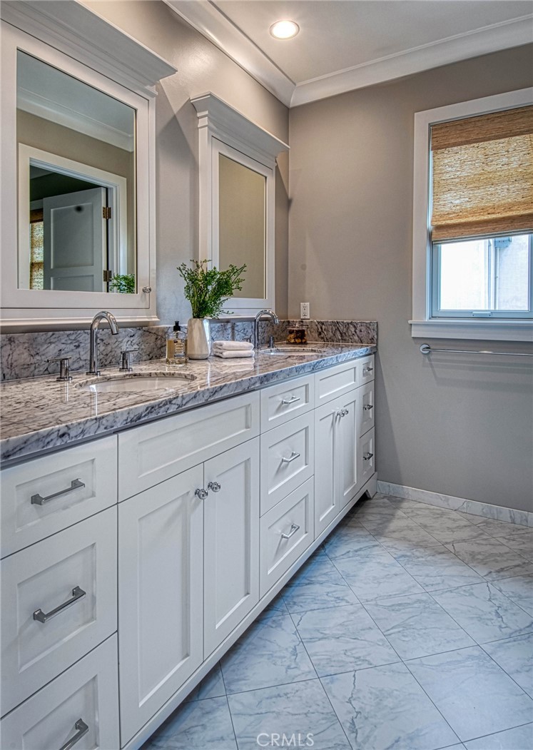 1931 Port Locksleigh Place