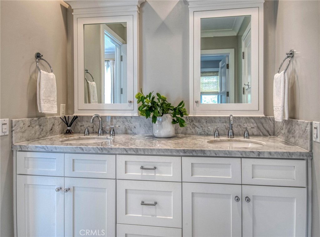 1931 Port Locksleigh Place