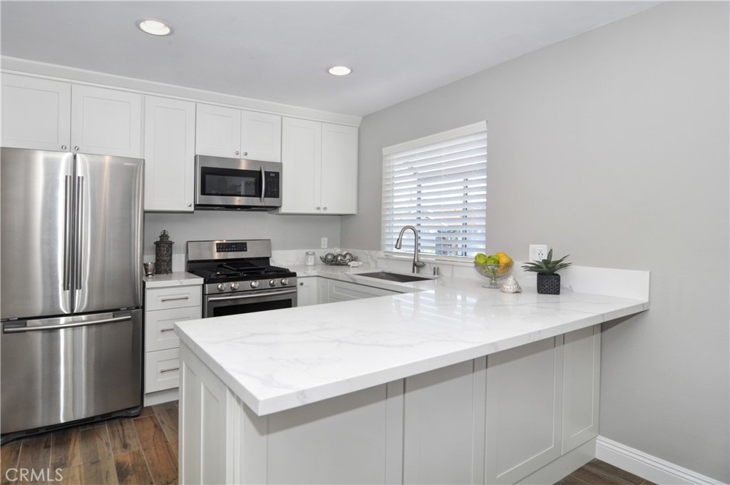 2330 Vanguard Way F201