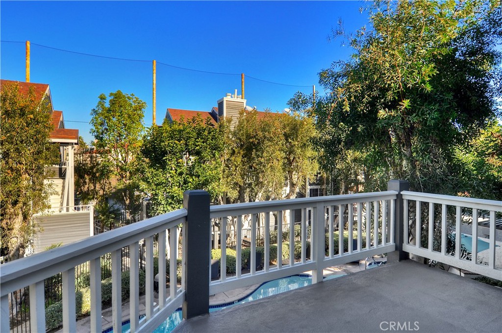 2330 Vanguard Way F201