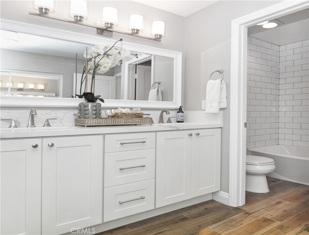 2330 Vanguard Way F201