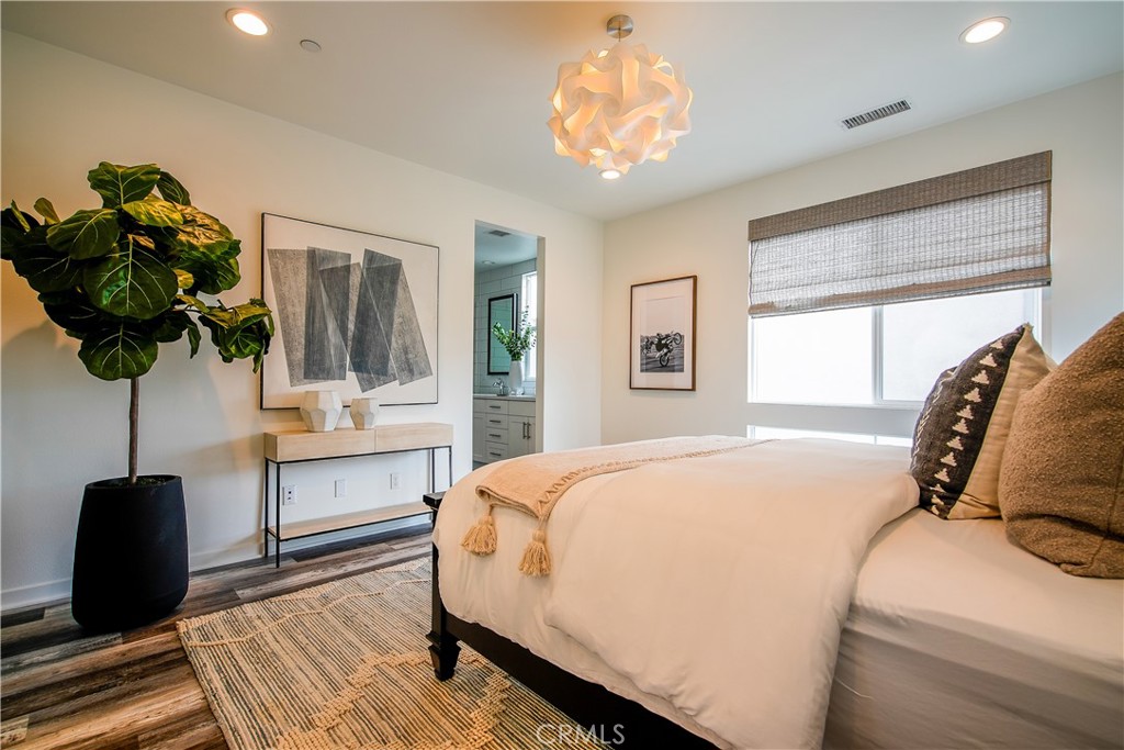 1022 Bridgewater Way