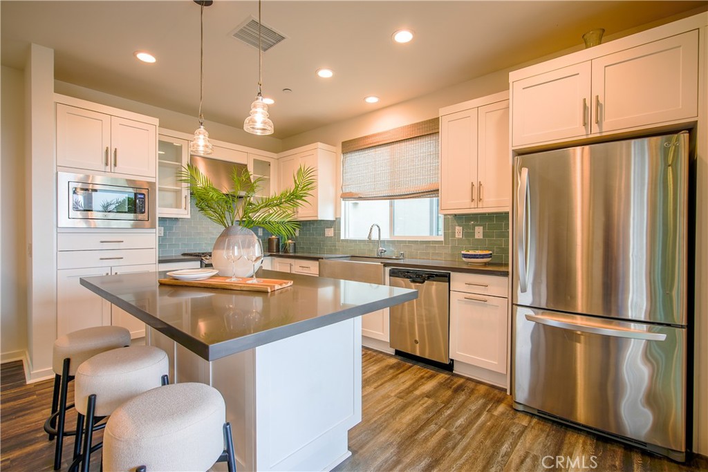 1022 Bridgewater Way