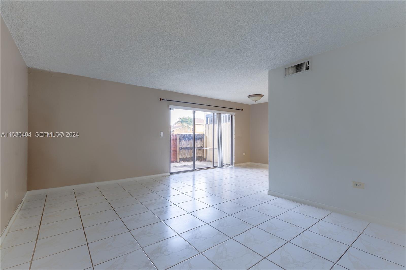 2925 W Missionwood Lane B-II