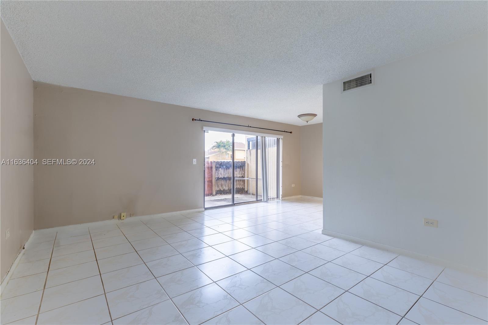 2925 W Missionwood Lane B-II