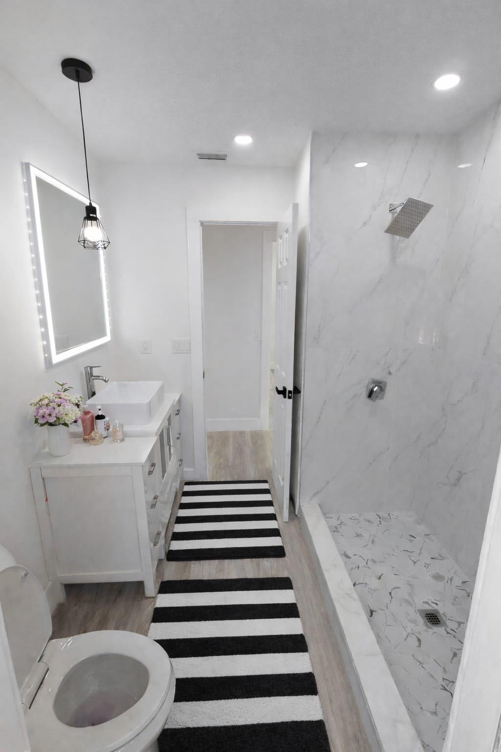 1751 Glenwood Street NE