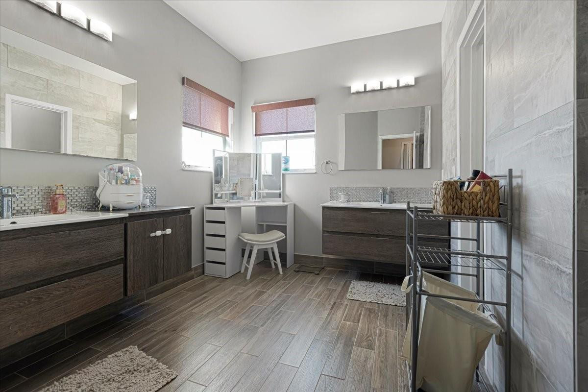 2316 SW 127th Avenue