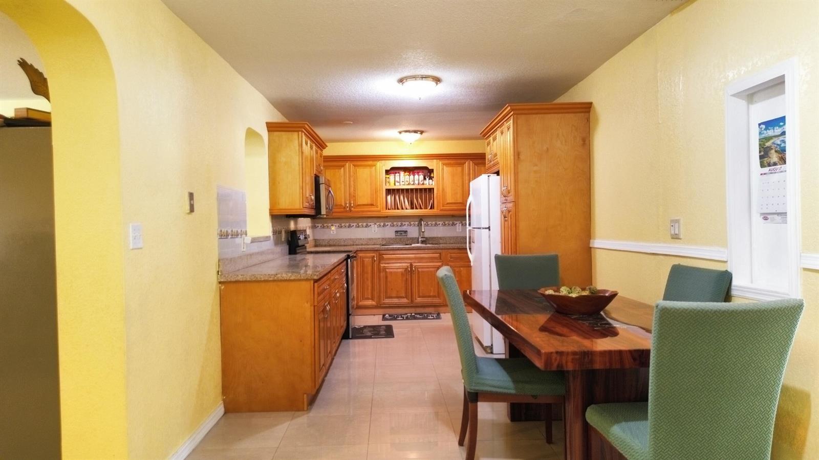 2907 SW 67TH Terrace