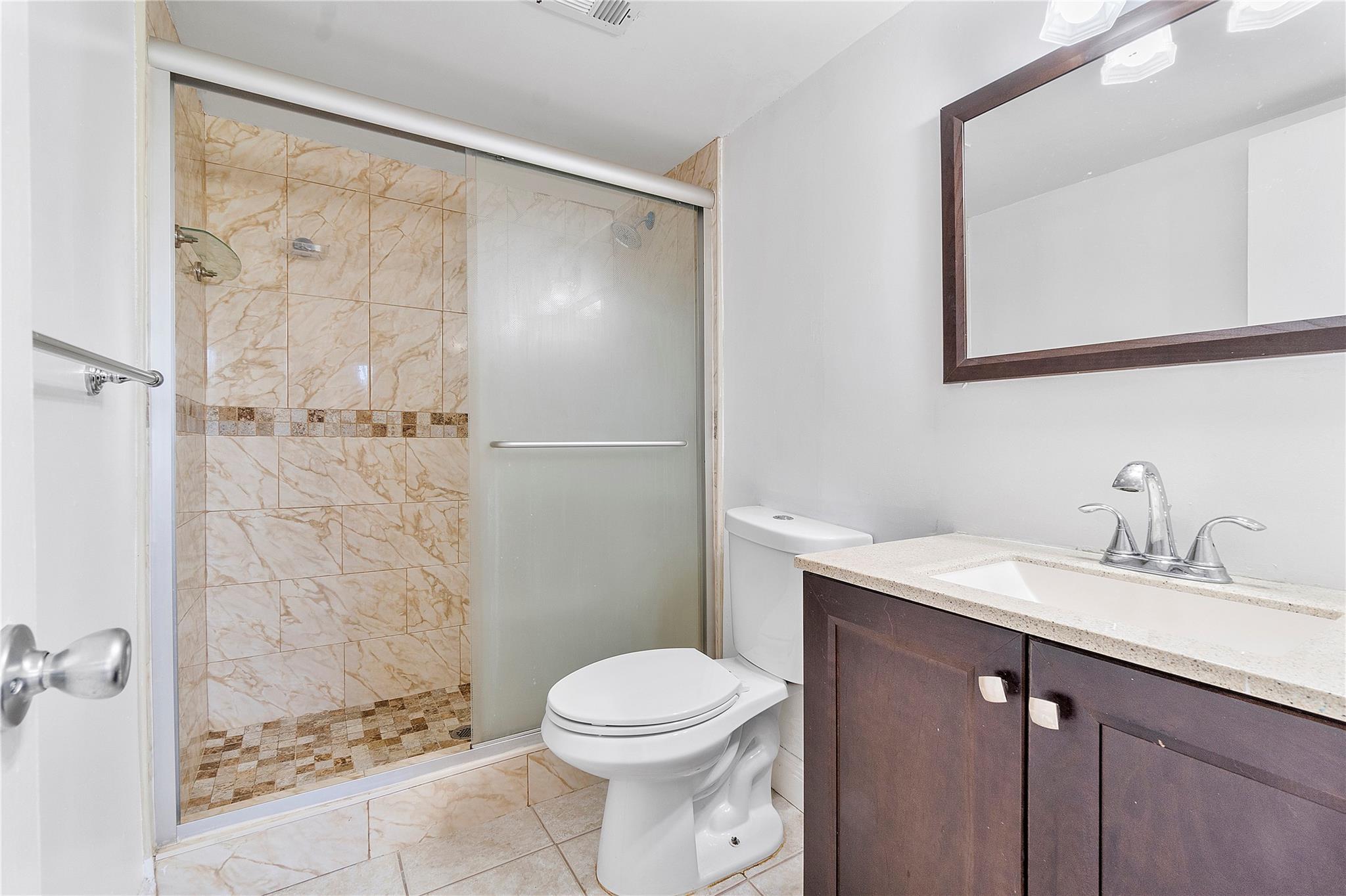 10054 Winding Lake Rd 104