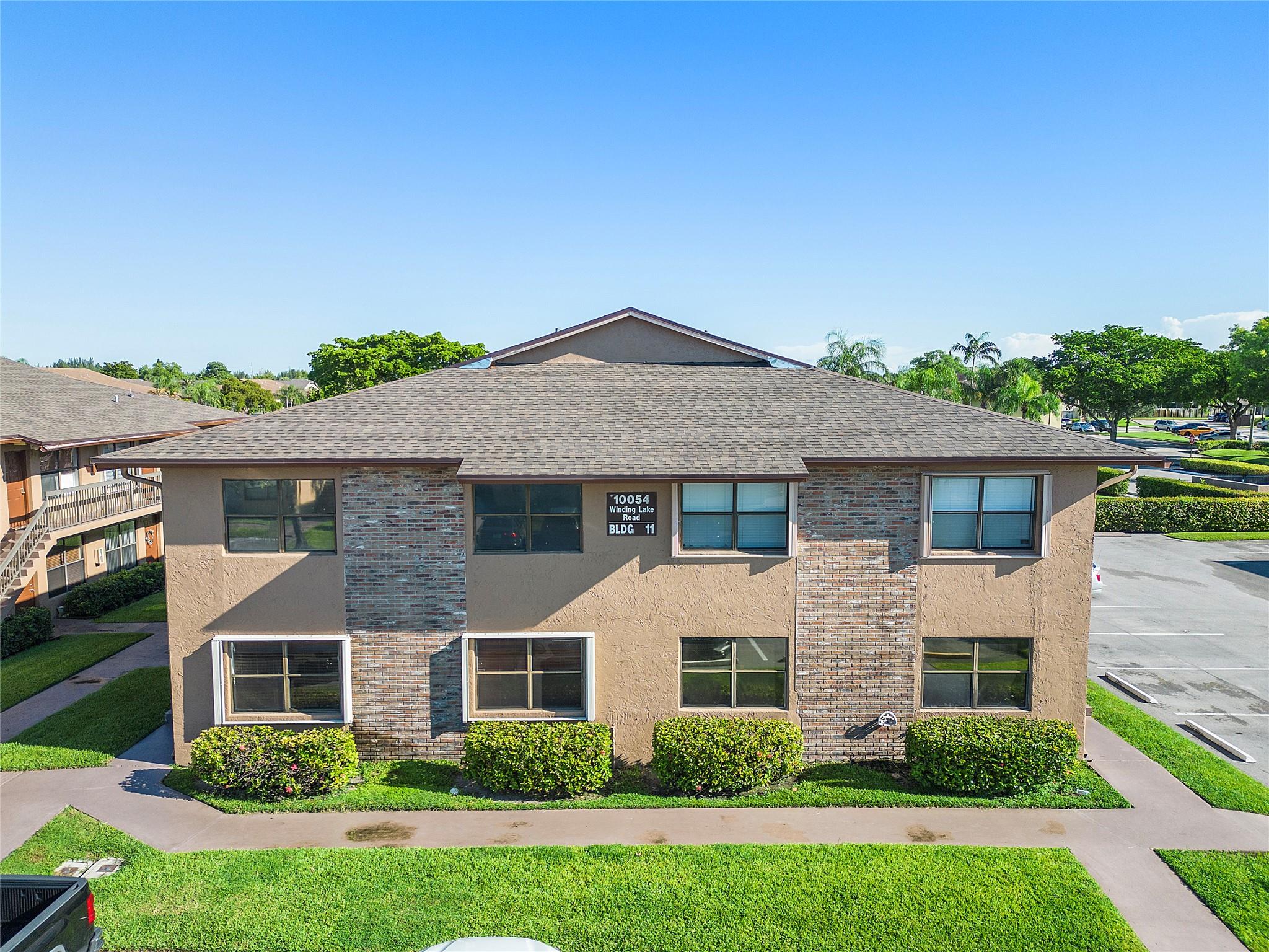 10054 Winding Lake Rd 104
