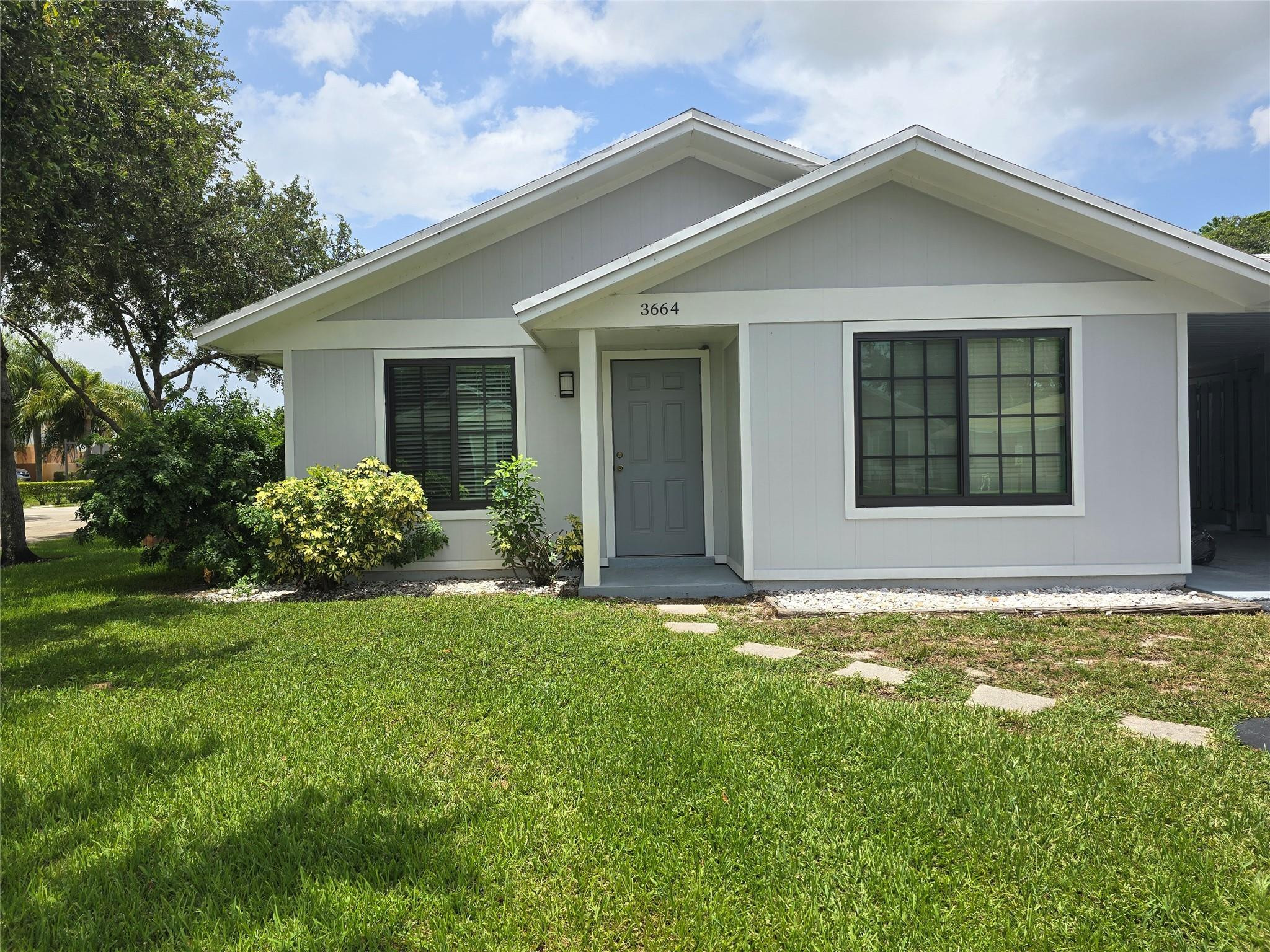 3664 E Citrus Trace