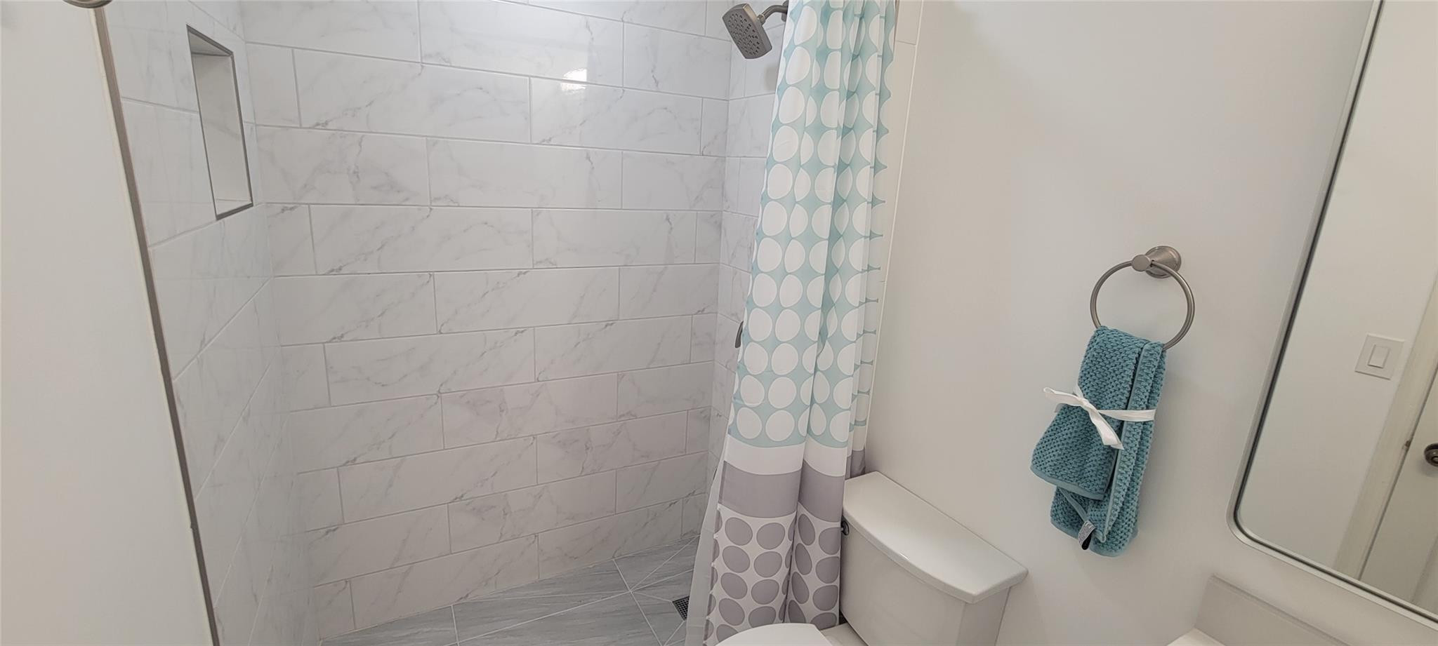 4205 Vineyard Cir
