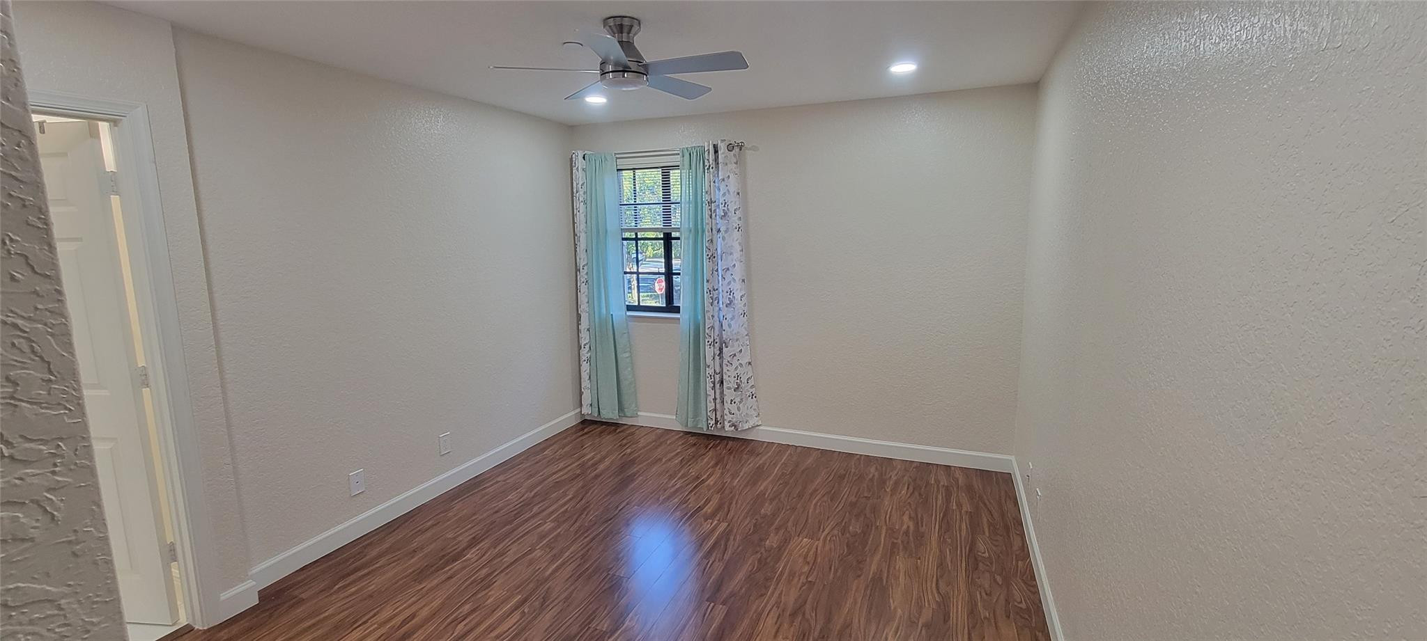 4205 Vineyard Cir