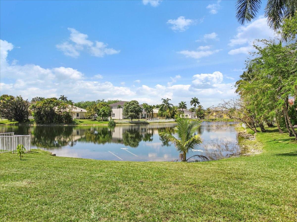 2316 SW 127th Ave