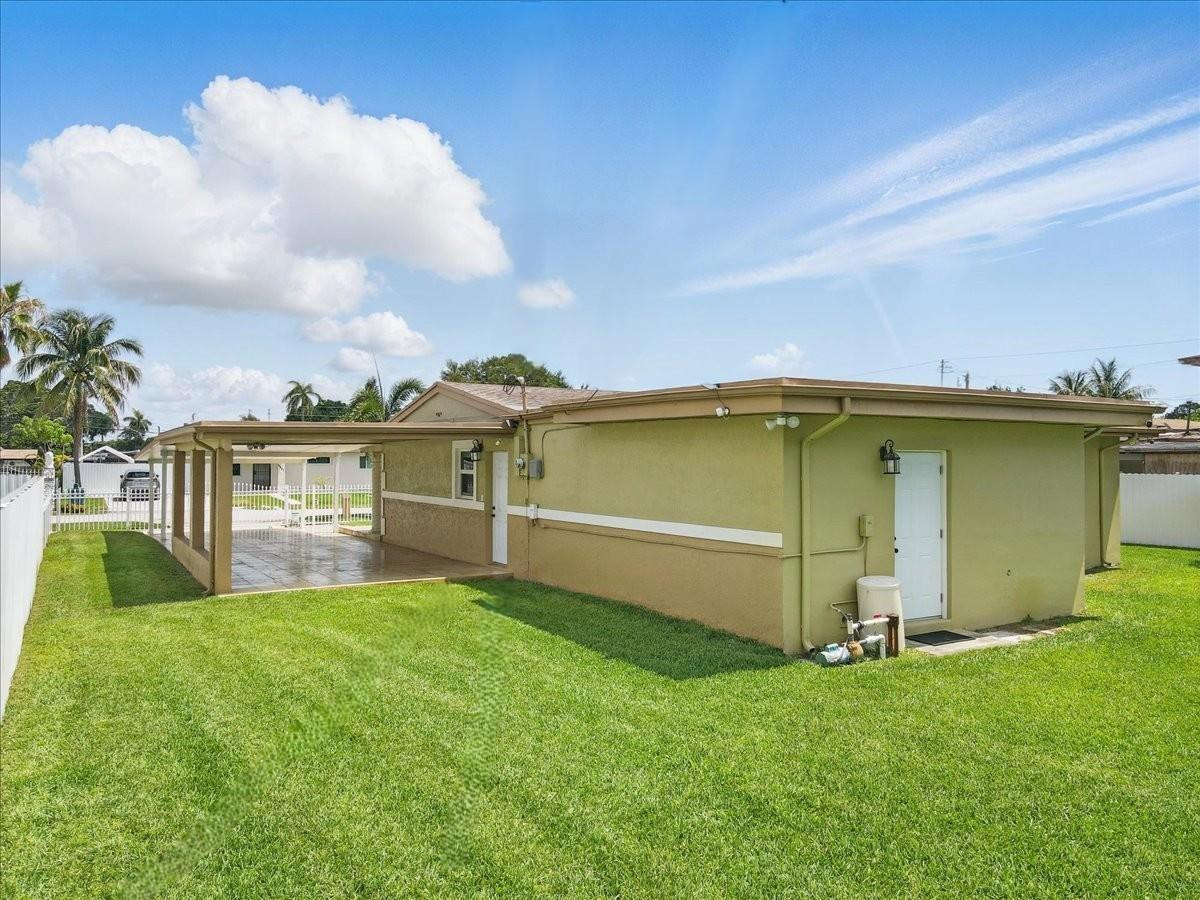 2830 NW 172nd Ter