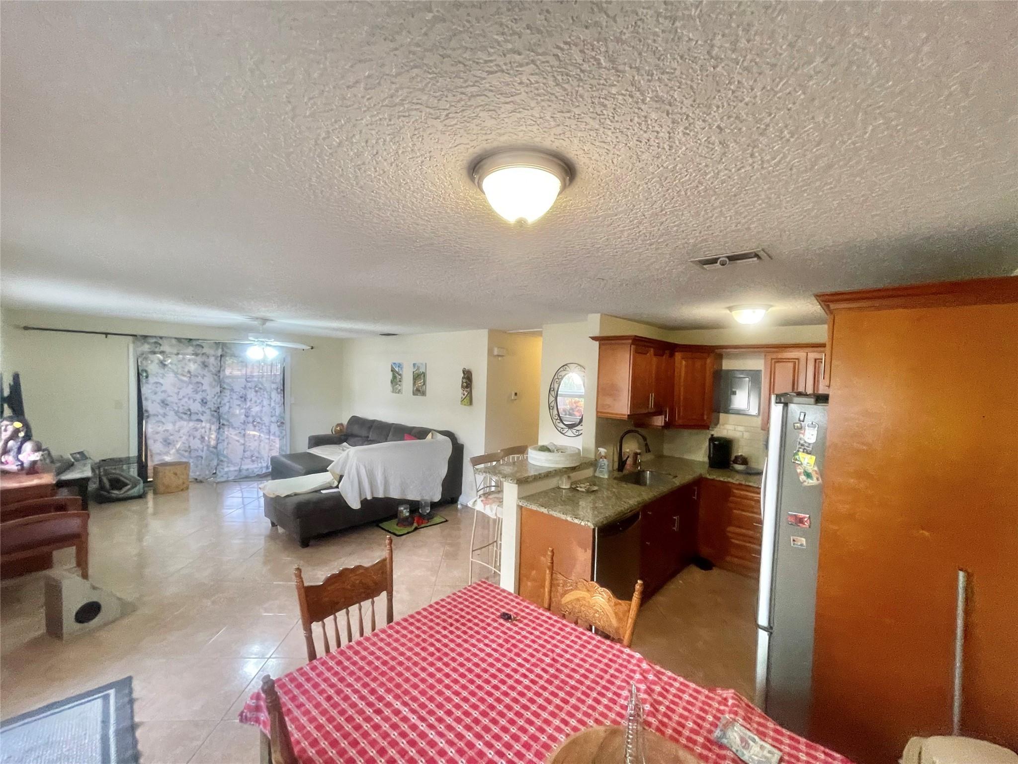 4321 NW 3rd Ter 4321