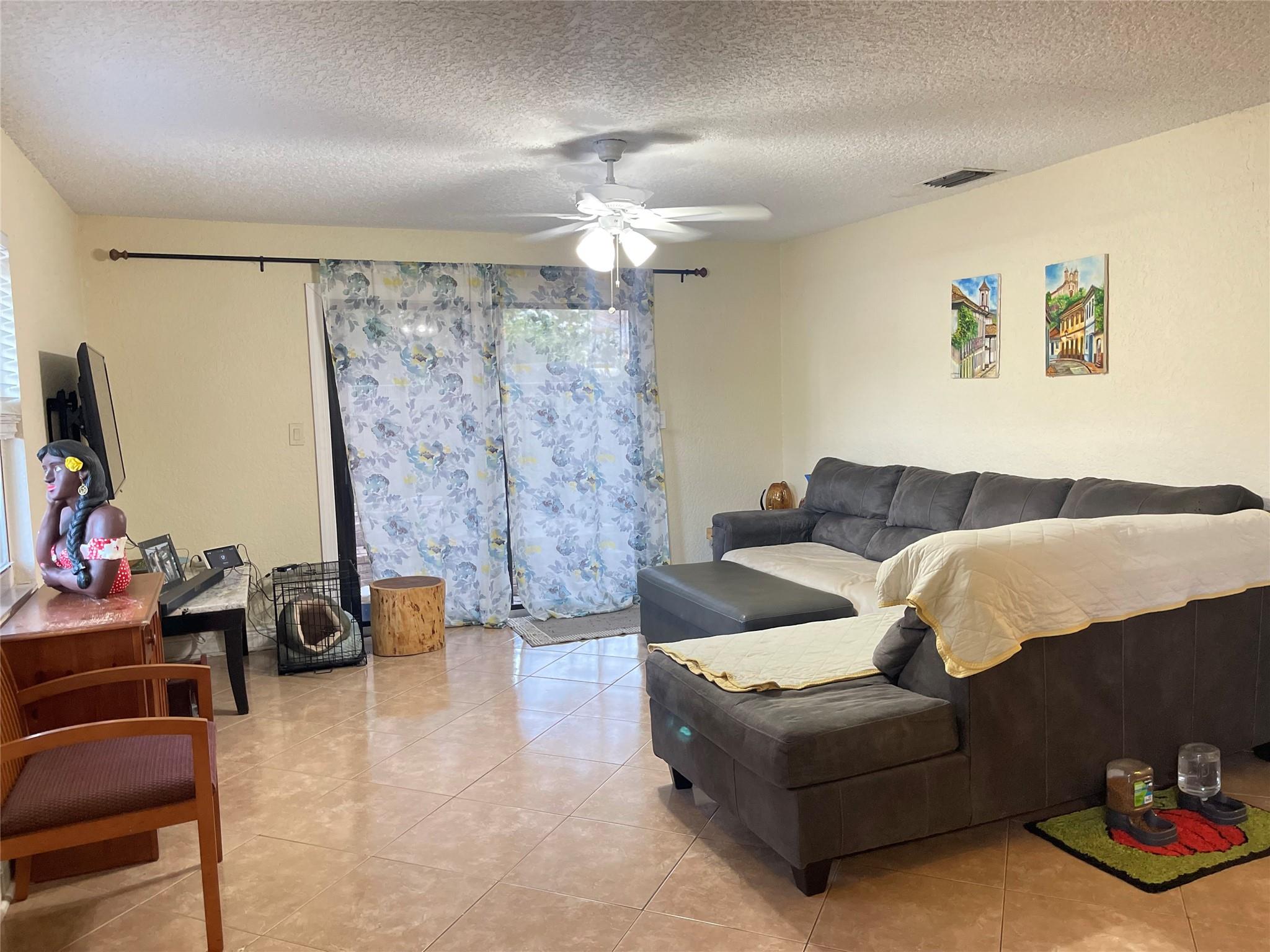 4321 NW 3rd Ter 4321