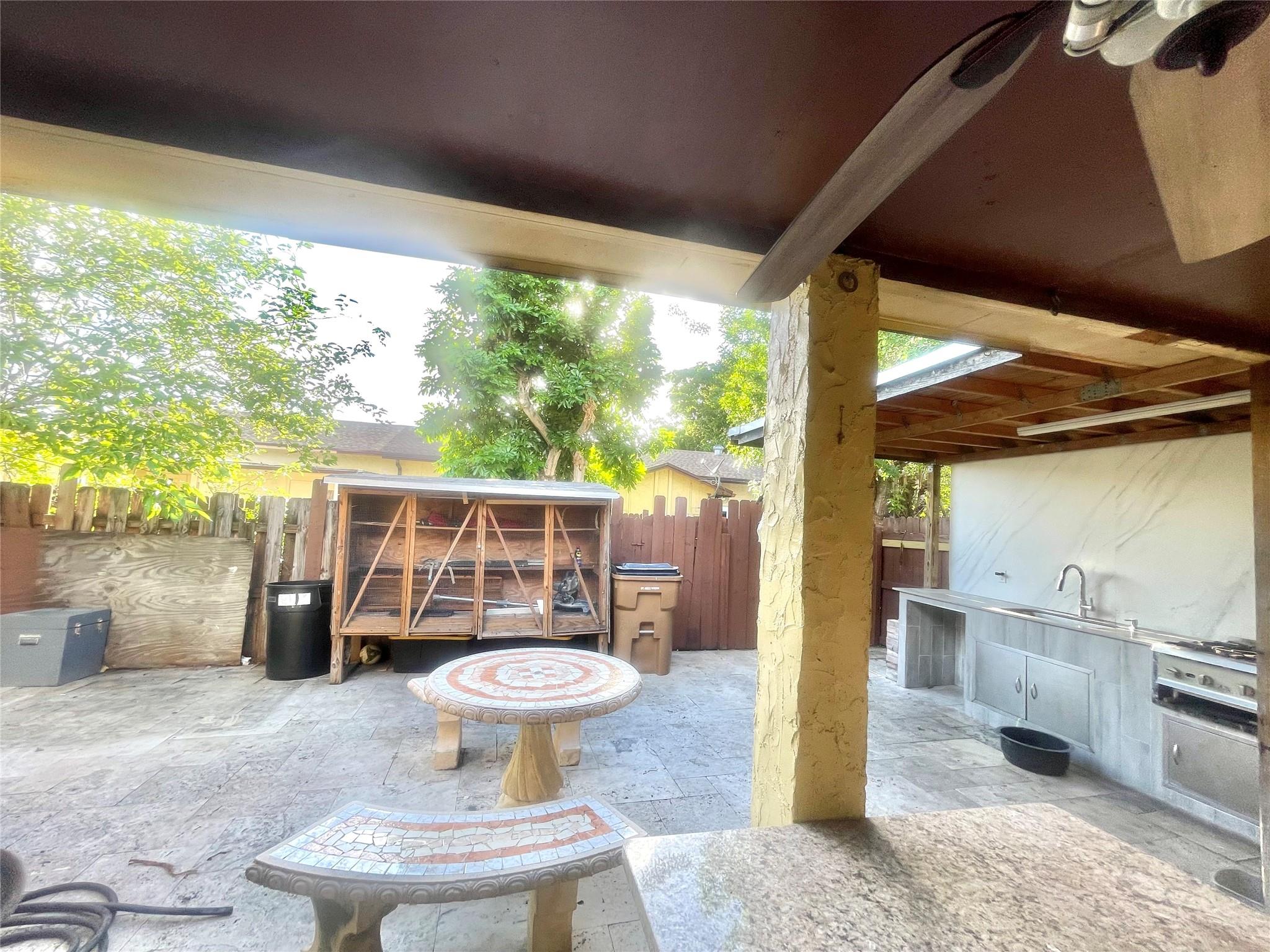 4321 NW 3rd Ter 4321