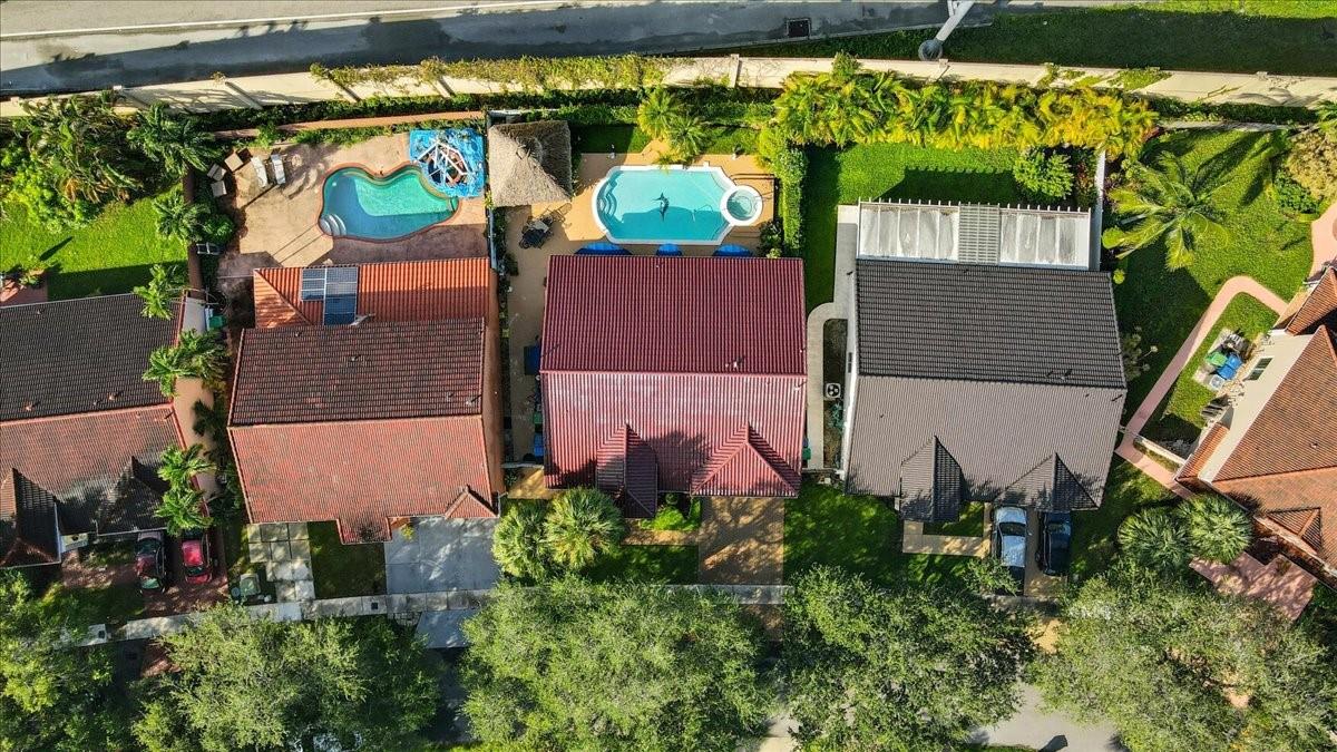 8994 NW 187th St