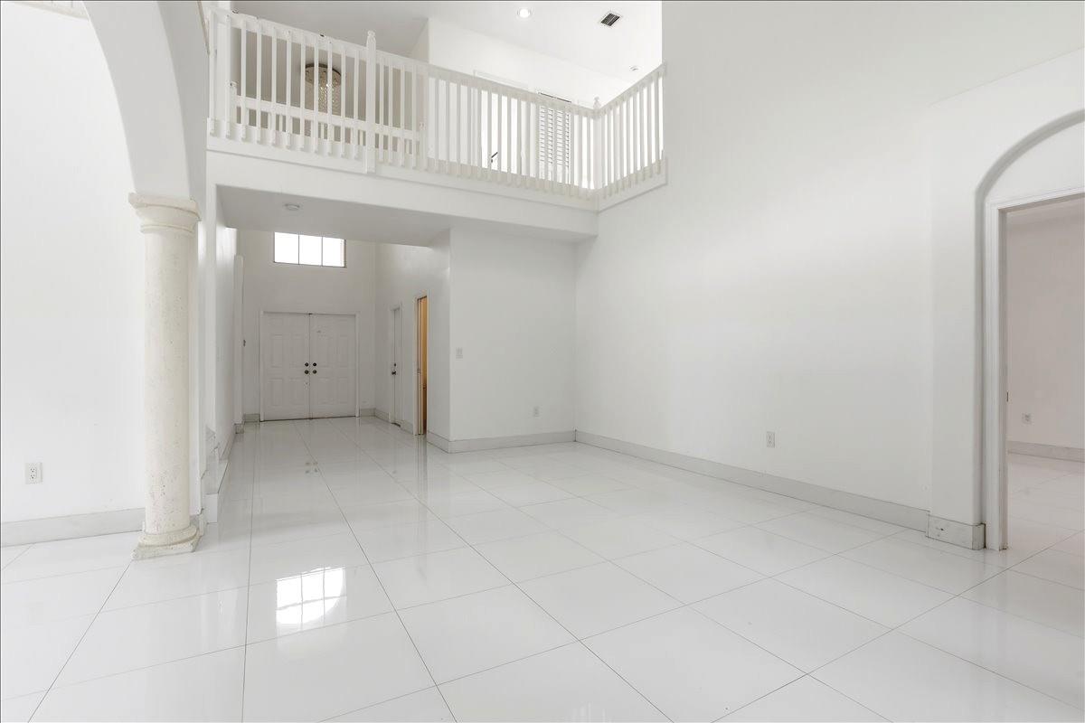3802 SW 165th Ter