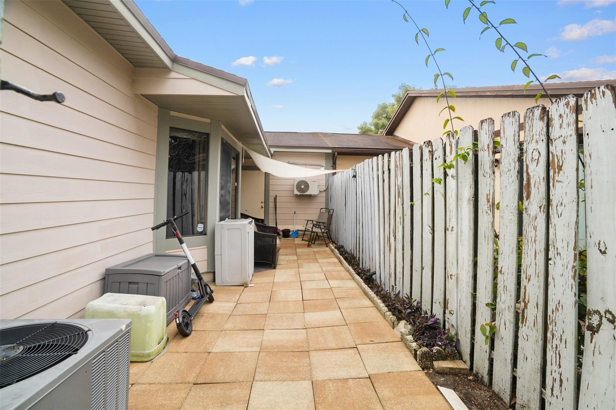 9741 W Daffodil Lane 9741