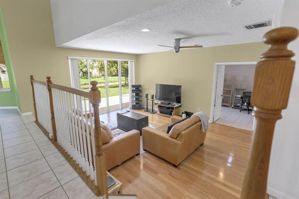 7191 Copperfield Circle