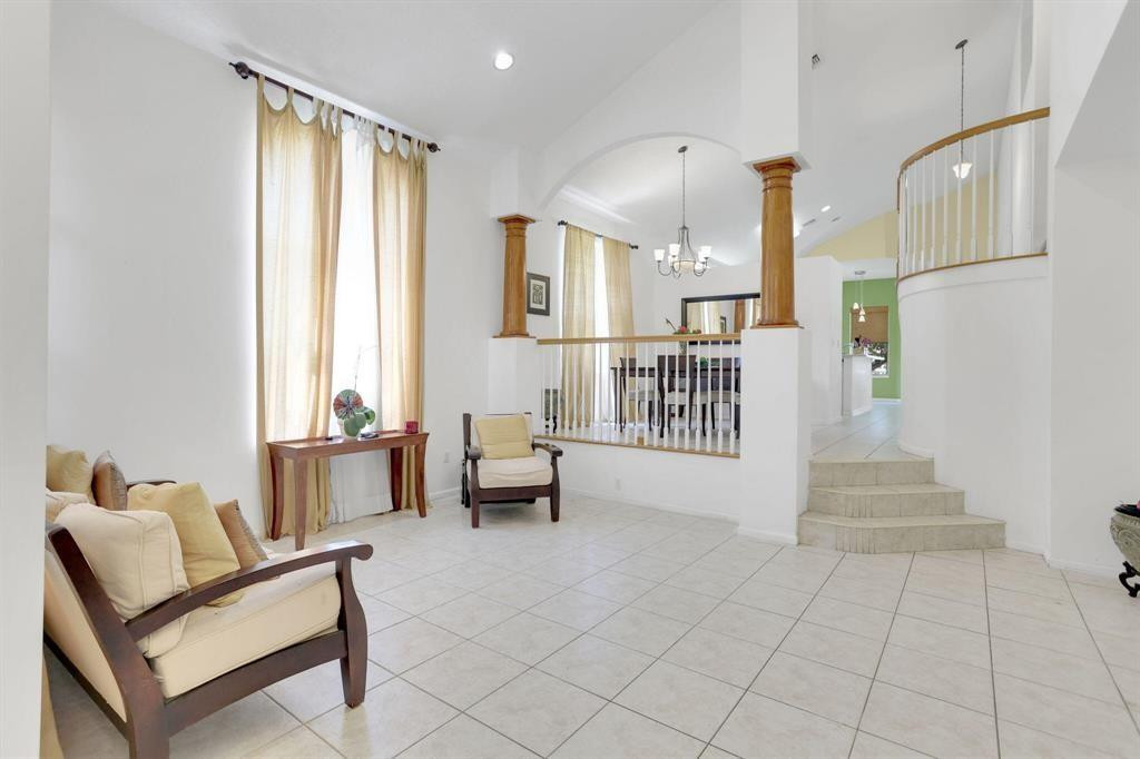 7191 Copperfield Circle