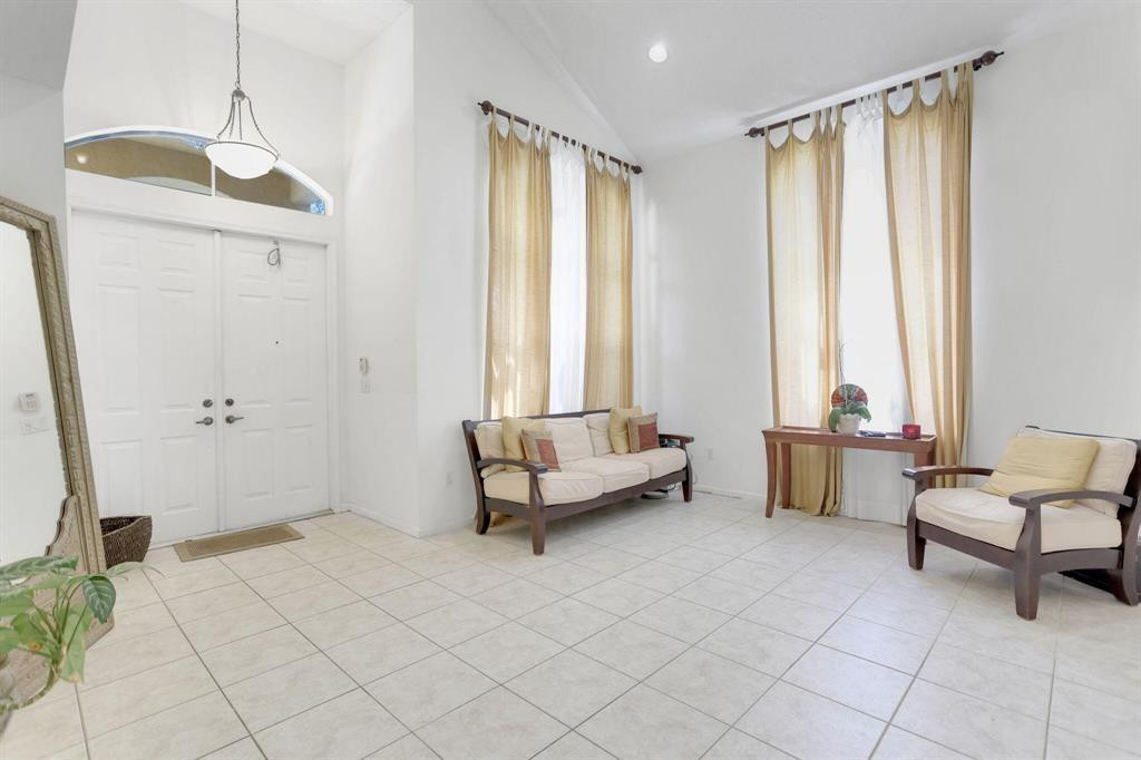 7191 Copperfield Circle