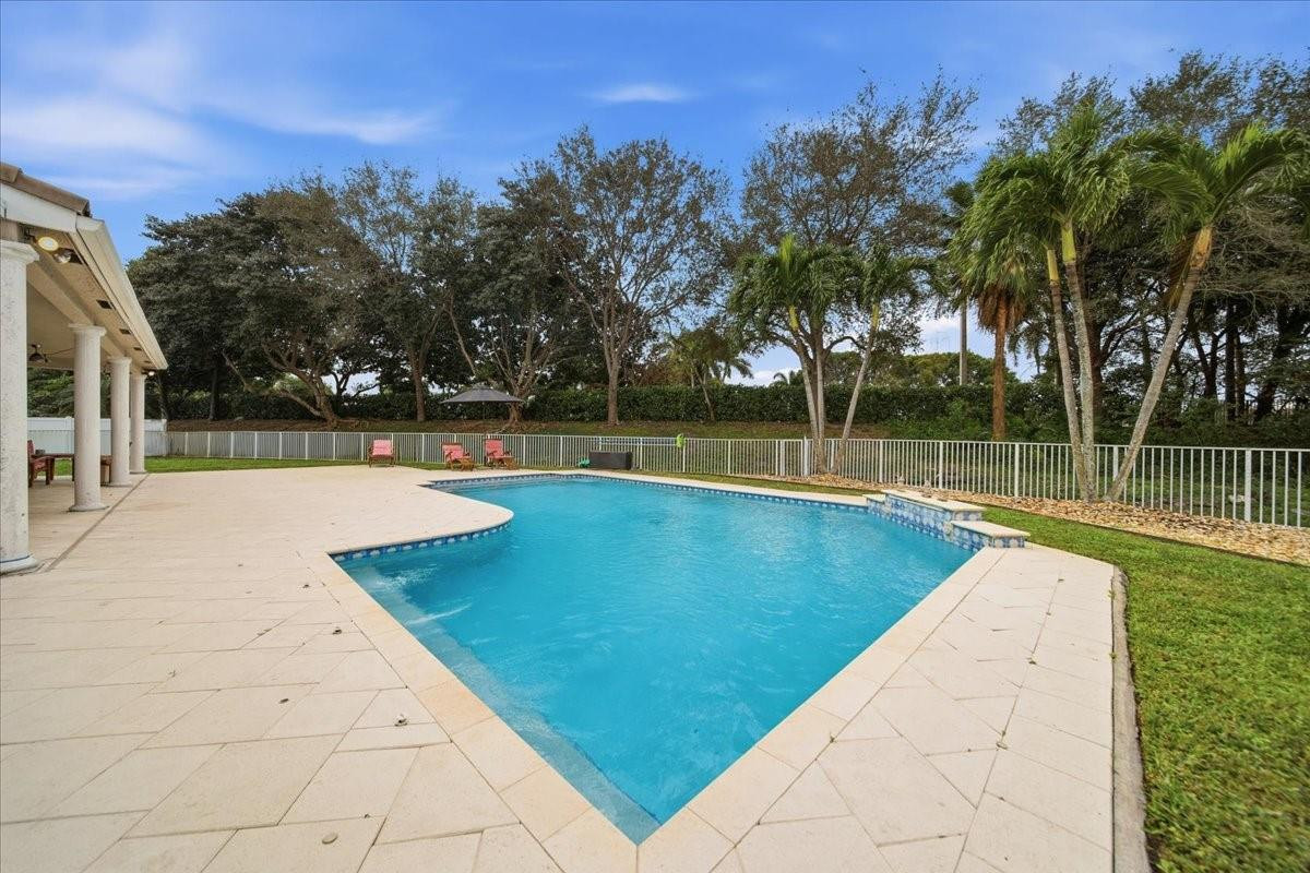 16534 SW 32nd Street