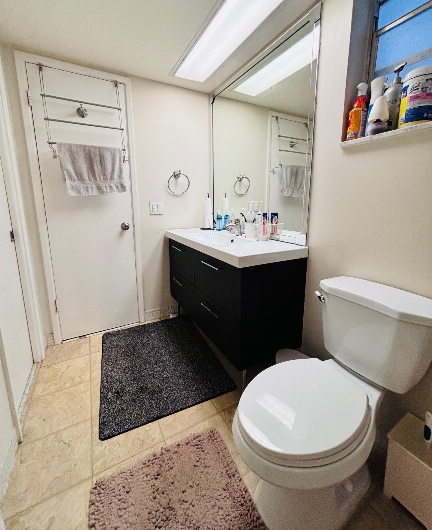 2900 N Palm Aire Drive 206