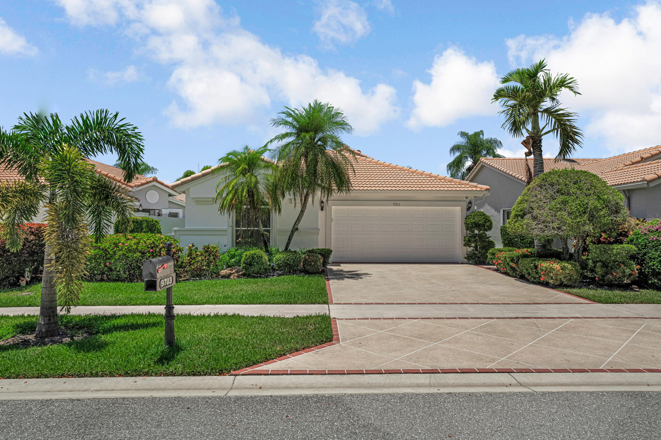 9703 Harbour Lake Circle