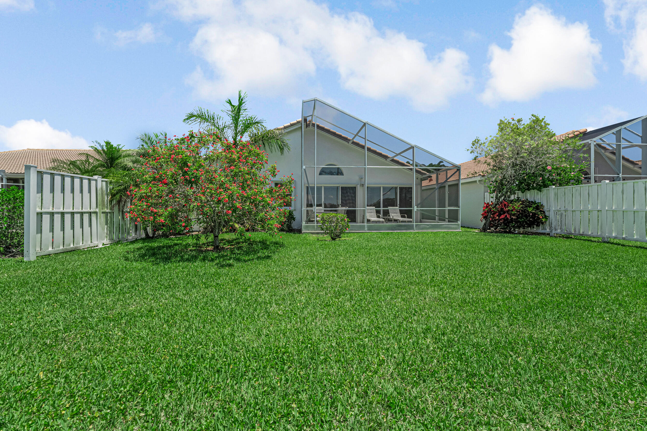 9703 Harbour Lake Circle