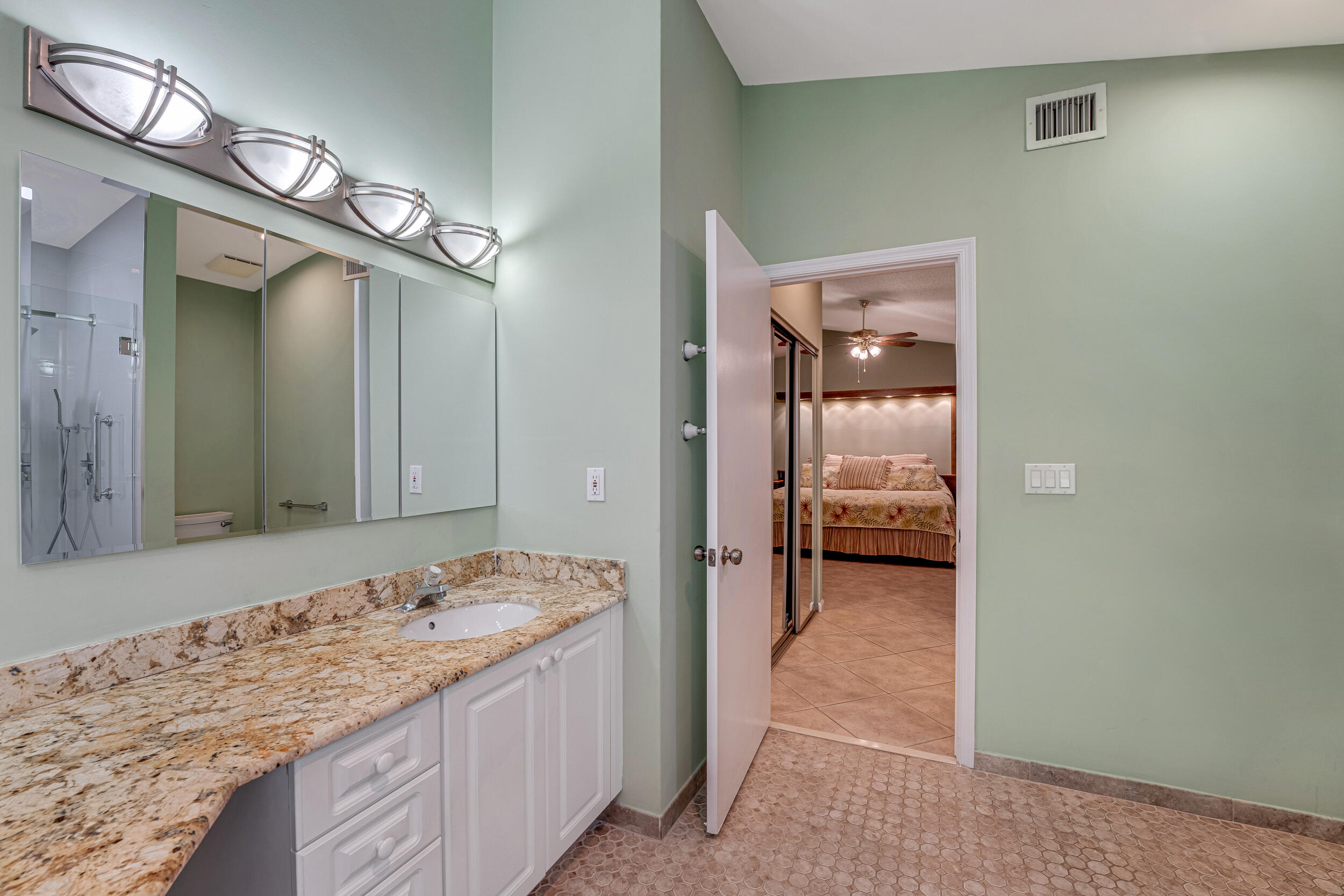 9703 Harbour Lake Circle