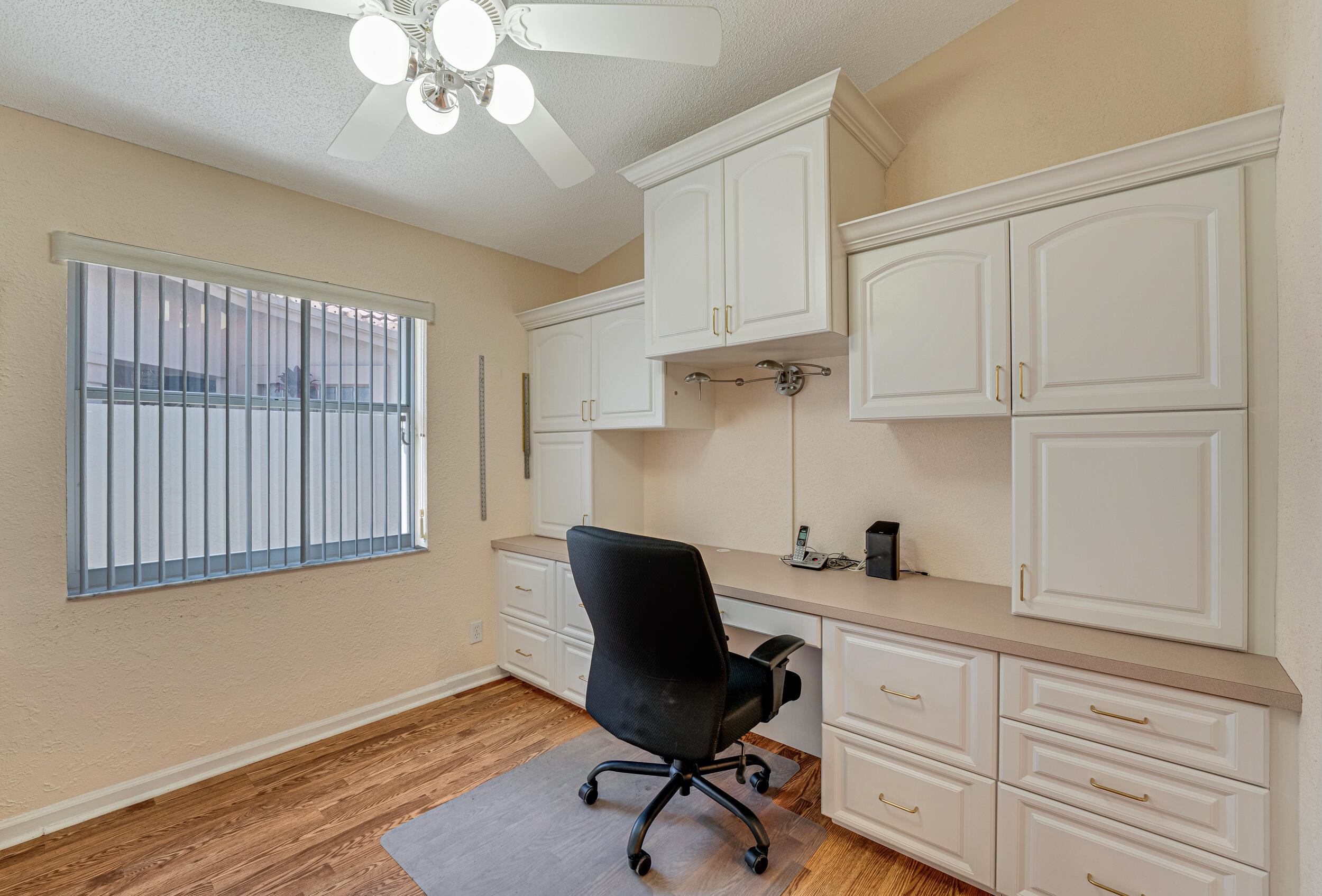 9703 Harbour Lake Circle