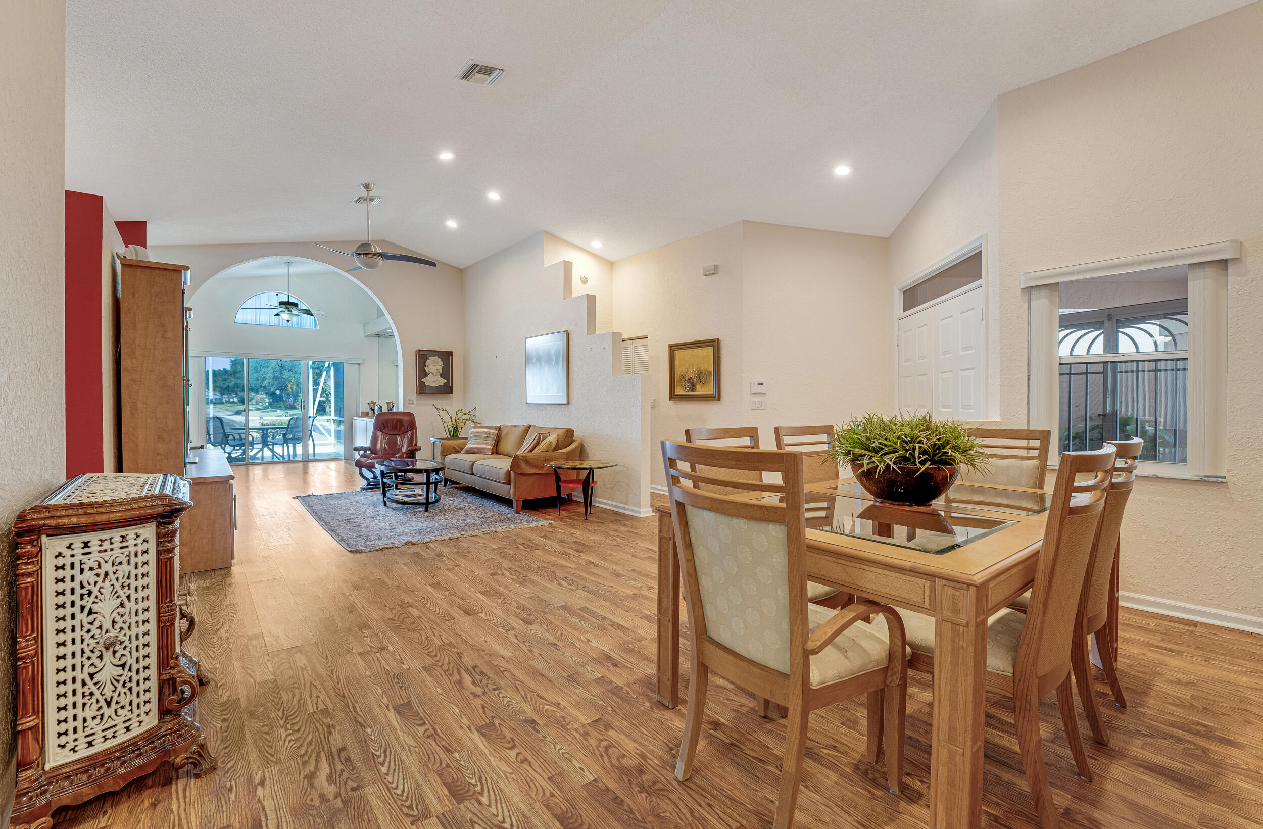 9703 Harbour Lake Circle