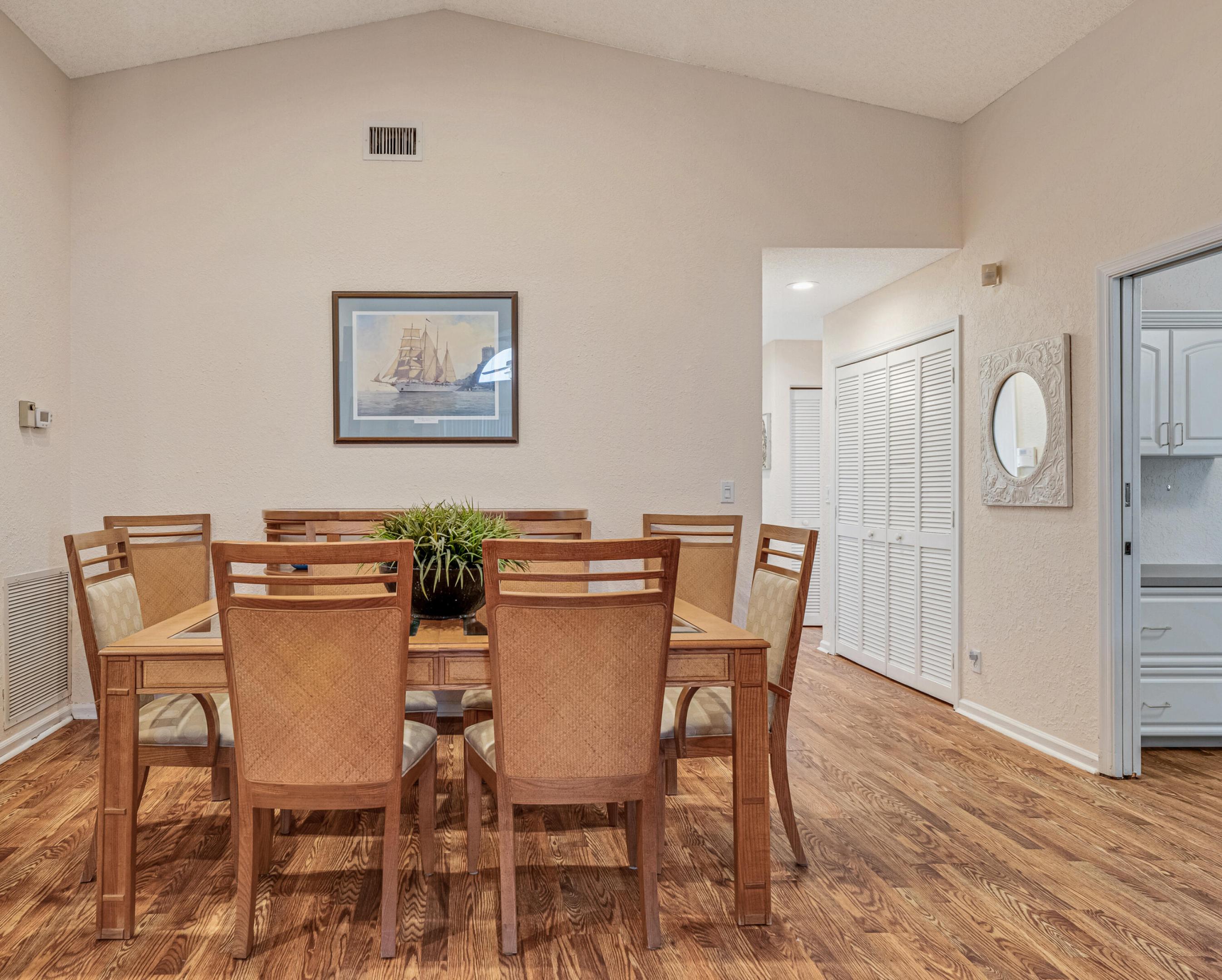 9703 Harbour Lake Circle