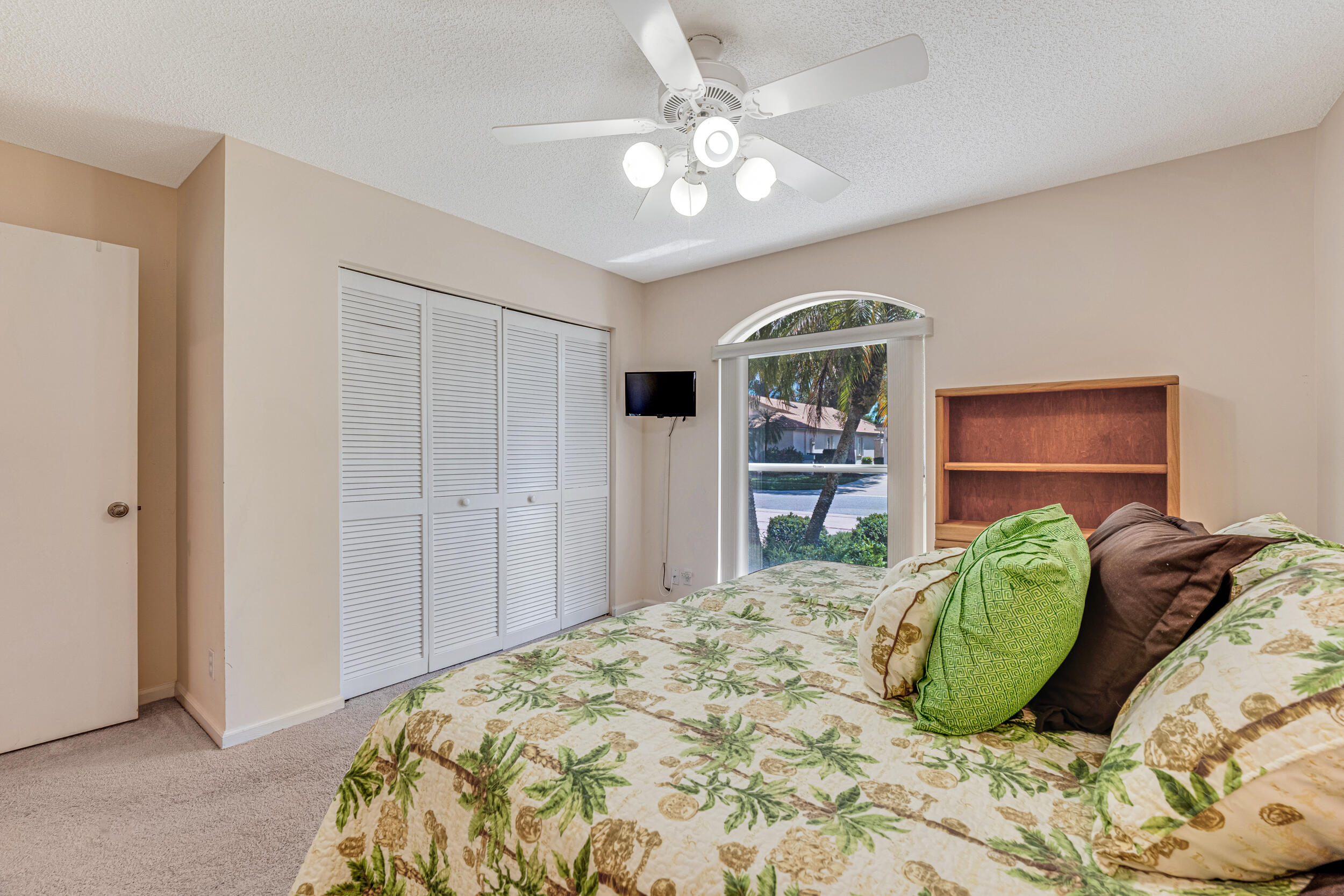 9703 Harbour Lake Circle