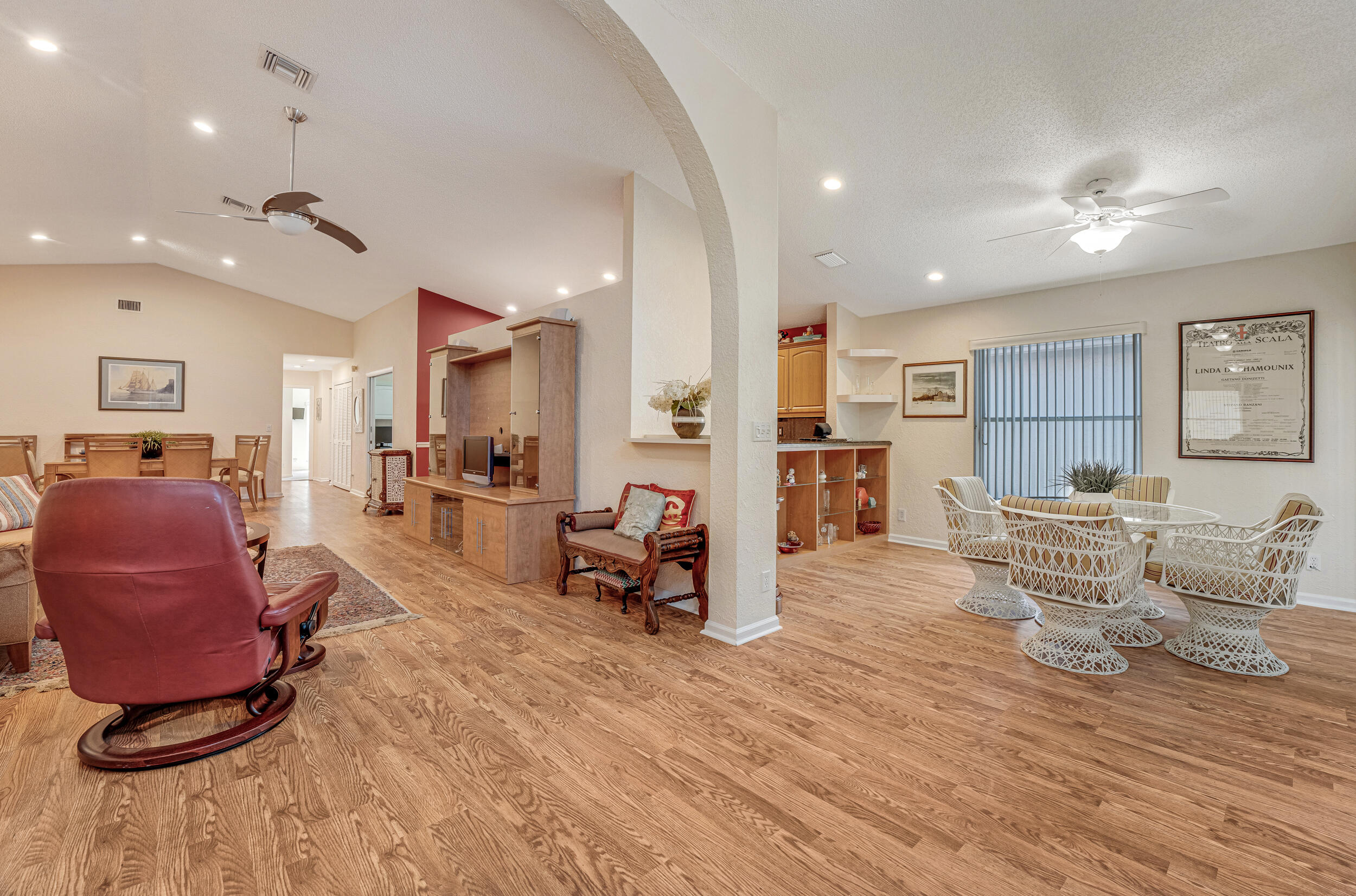 9703 Harbour Lake Circle