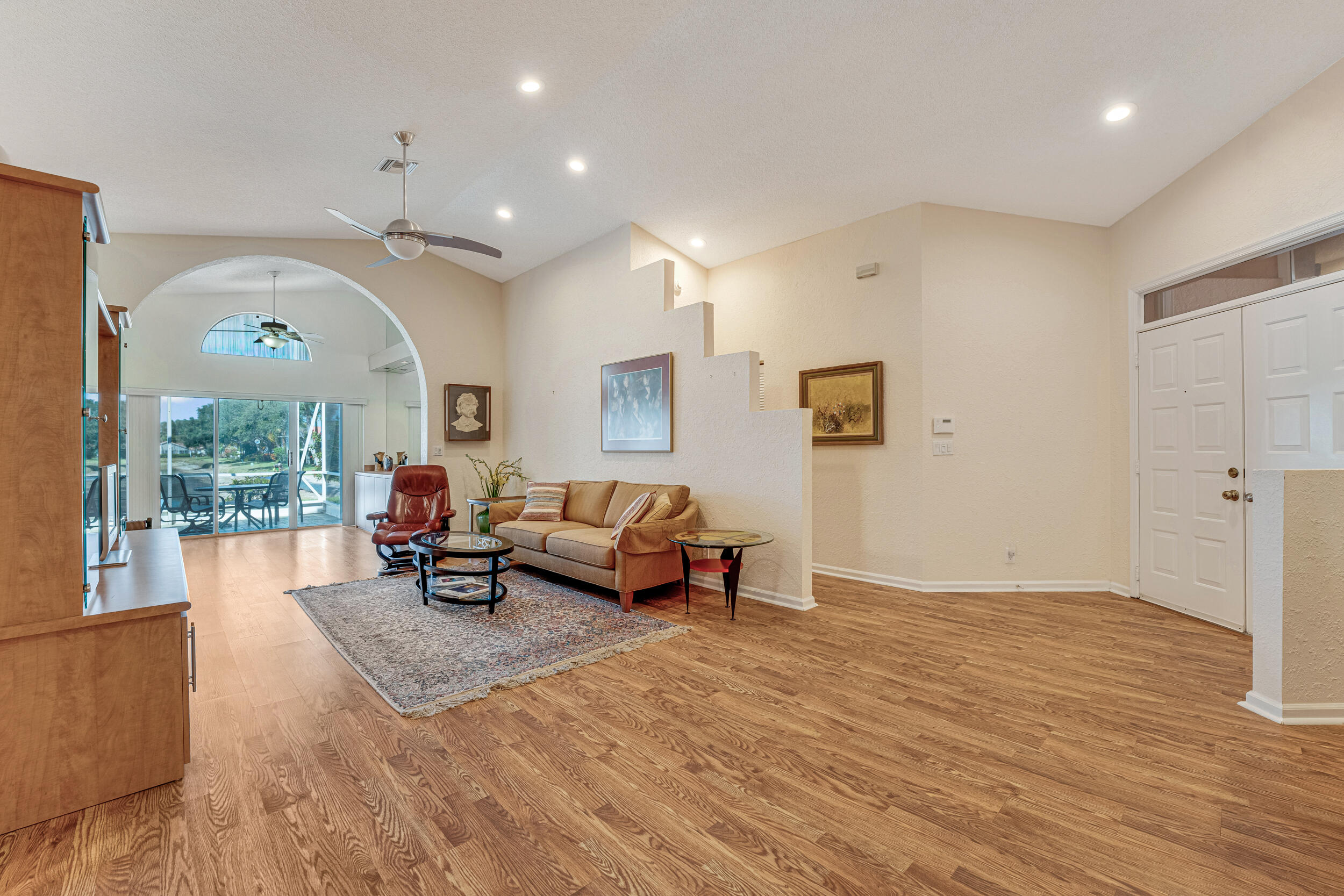9703 Harbour Lake Circle