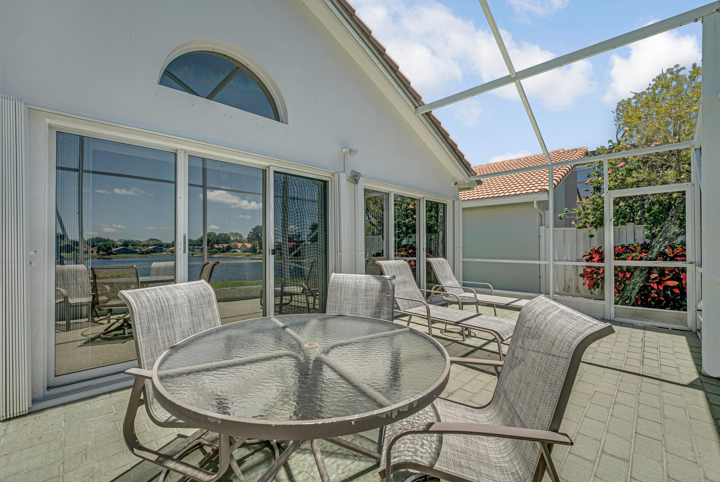 9703 Harbour Lake Circle