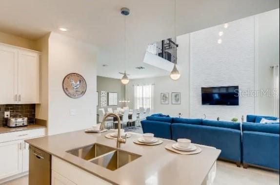 8958 CABOT CLIFFS DR