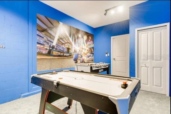 8958 CABOT CLIFFS DR