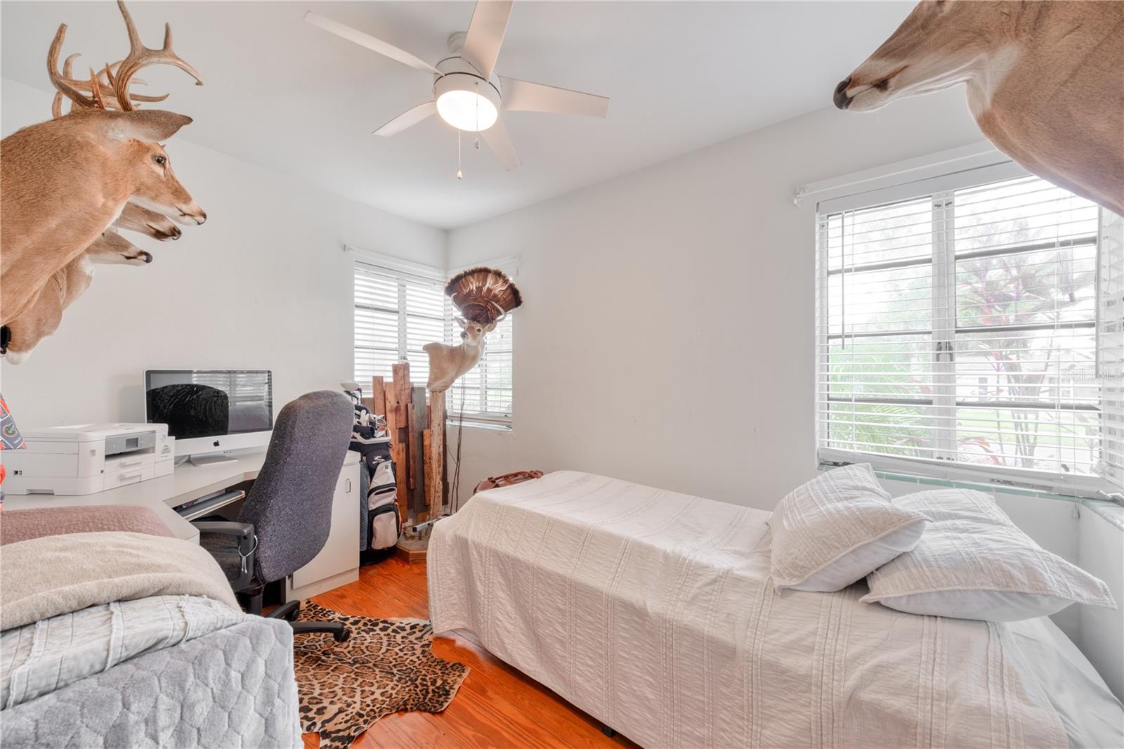 109 W HAZEL ST
