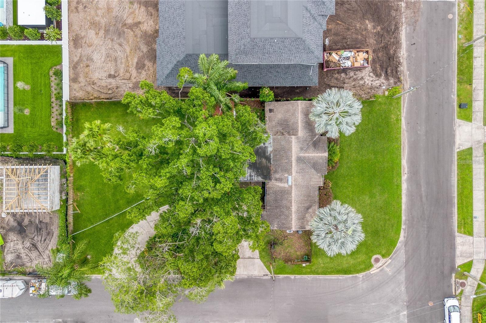 109 W HAZEL ST