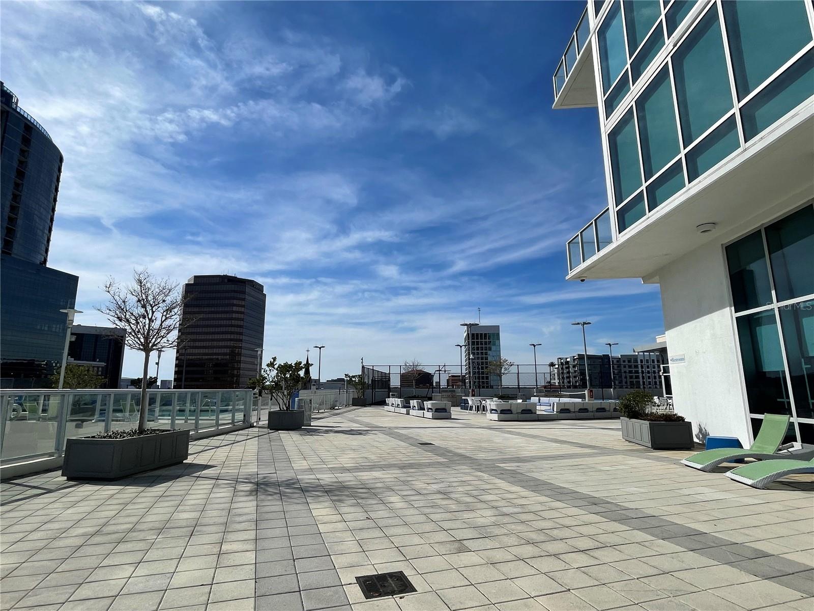 150 E ROBINSON ST #24-12