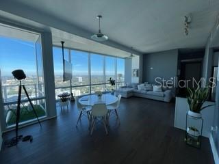 150 E ROBINSON ST #24-12