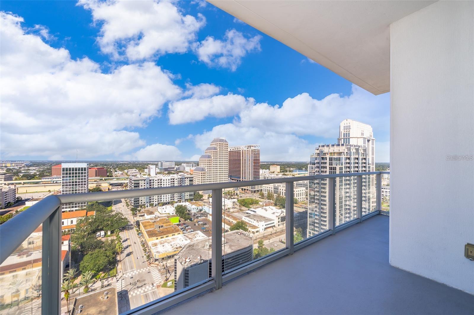150 E ROBINSON ST #24-12