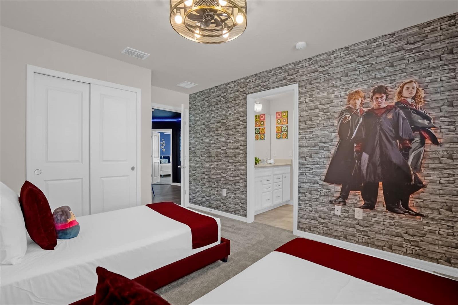 16224 SAINT MARTIN ST