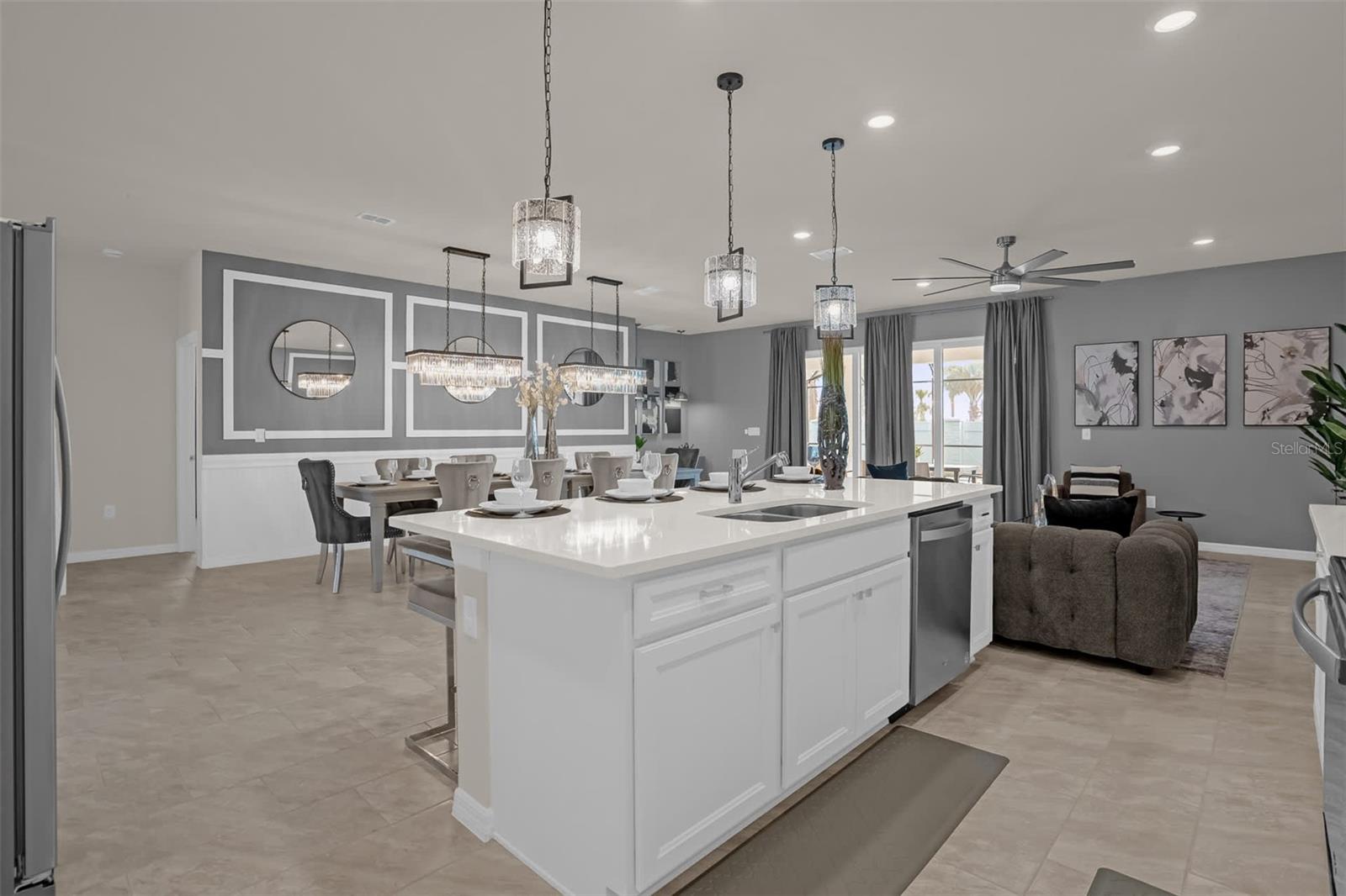 16224 SAINT MARTIN ST